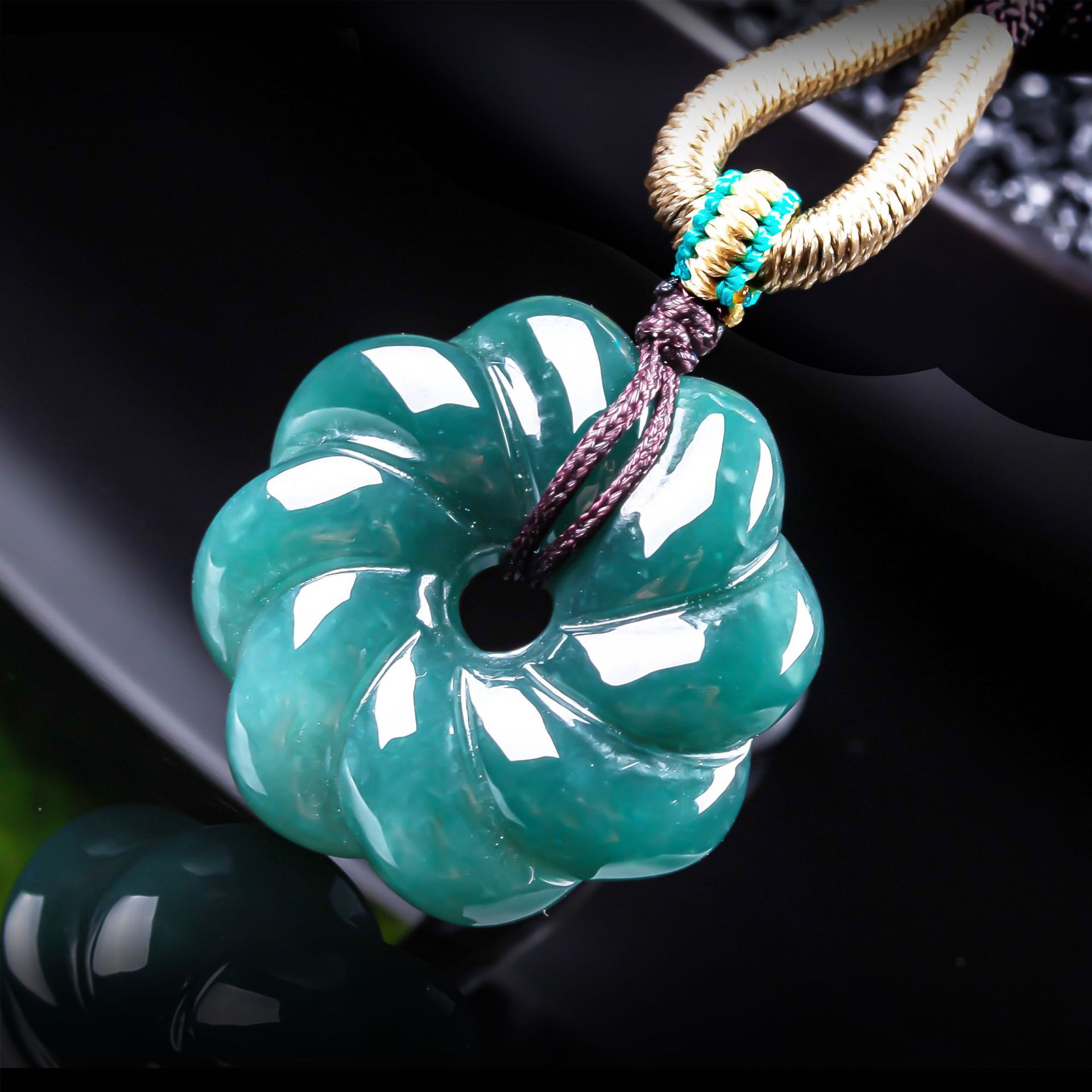 Jewelry & Watches Sp Z Oo Janów Lubelski - Naturalny naszyjnik z jadeitu birmańskiego w